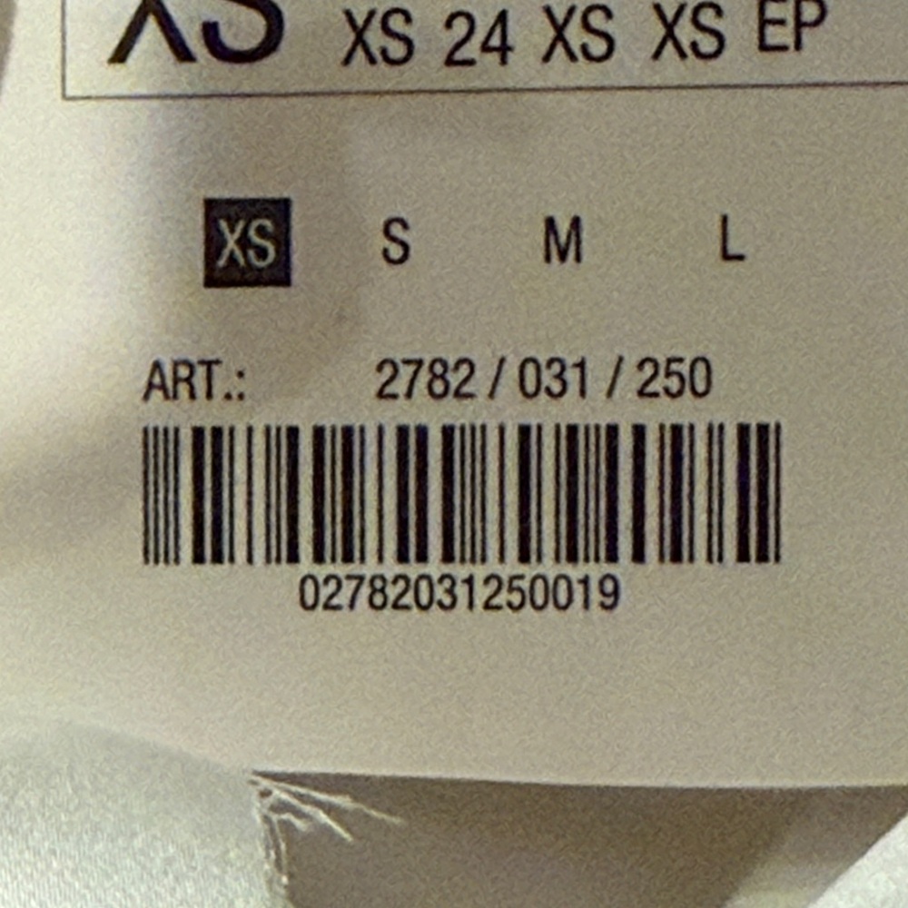 Zara Ivory Floral Detail Top - Picture 6 of 6